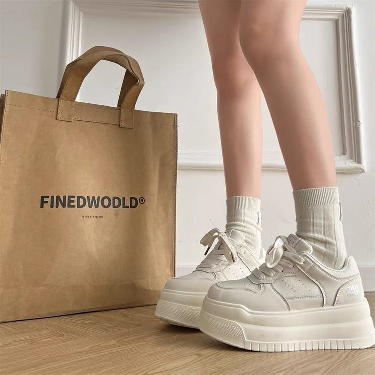 Damen Trendige Plateau-Sneaker mit atmungsaktivem Obermaterial und robustem Sohlenprofil EB