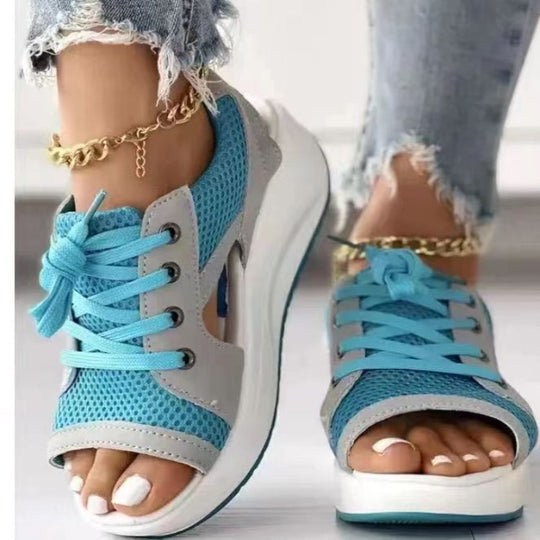 Damen Offene Keil-Sandale-Sneaker mit atmungsaktivem Mesh, profilierter Plateau-Sohle und Schnürung EB