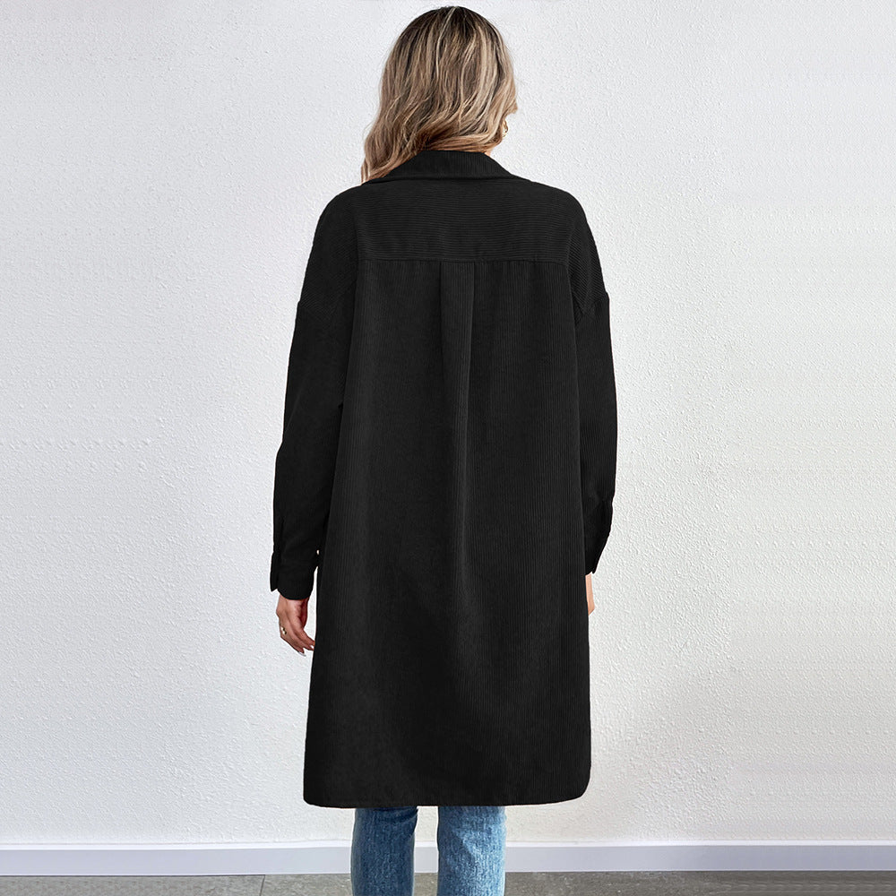 Damen lange Oversize-Cord-Hemdjacke mit durchgehender Knopfleiste und Hemdblusen-Kragen Eichborn Berlin
