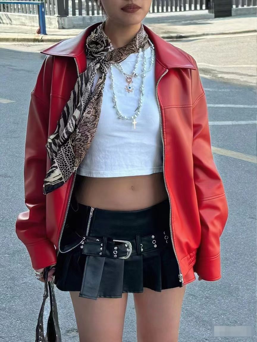 Damen Lässige Lederjacke mit Nieten