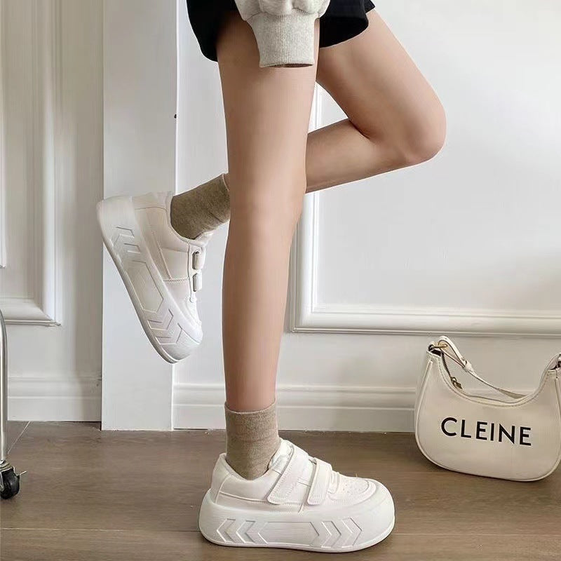 Damen Chunky Sneakers mit verstellbarem Klettverschluss und dämpfender Sohle EB