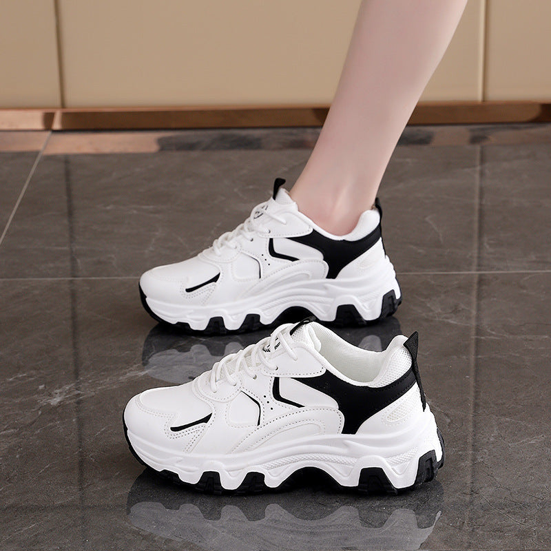 Damen Sportliche Sneaker mit dämpfender Sohle und robustem Profil EB