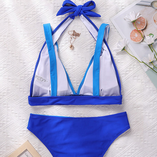 Damen Sportlicher Bikinischnitt mit tiefem Dekolleté EB