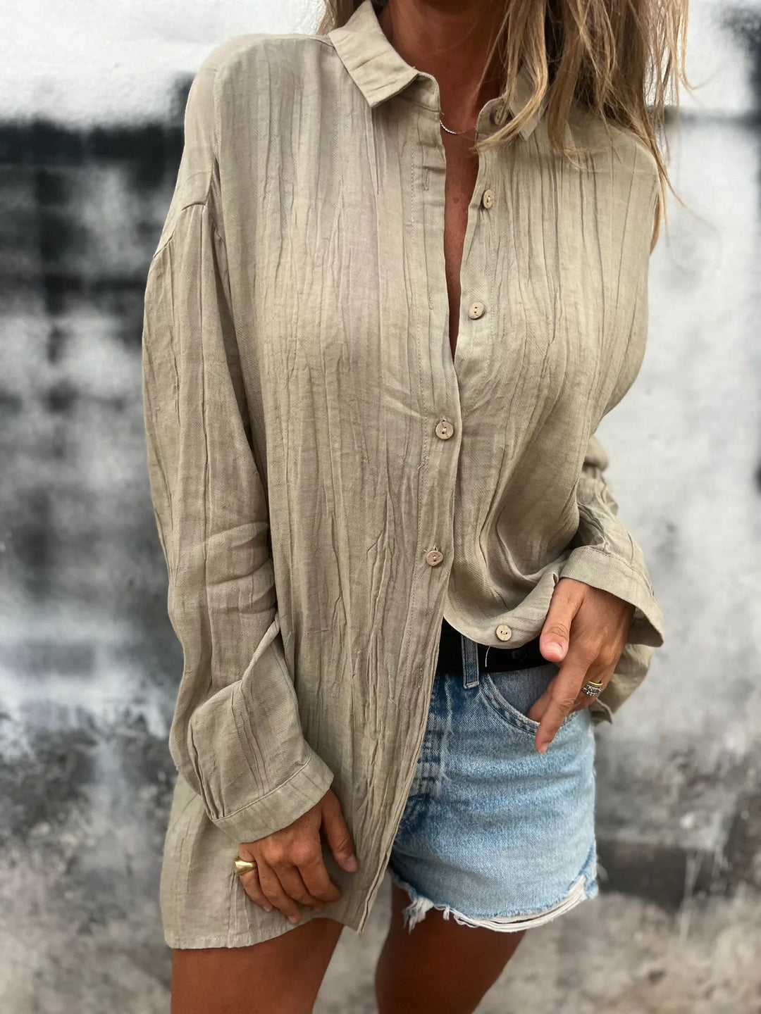 Damen nan lässige Oversize-Tunikahemd mit Leinenstruktur, Holzknopfleiste und verlängertem Saum EB