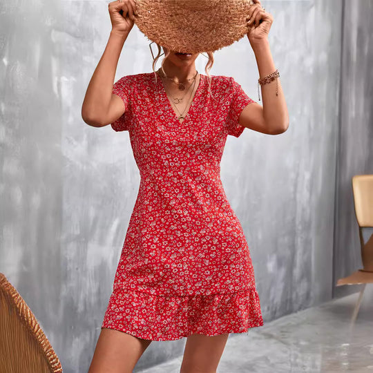 Damen Sommerliches Minikleid mit floralem Design und verspieltem Saum EB