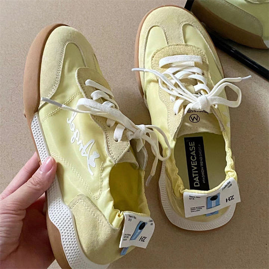Damen Sportliche Sneaker mit einzigartiger Schnürung EB