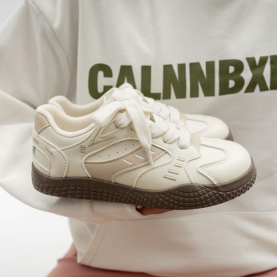 Damen Sneakers mit strukturiertem Obermaterial und rutschfester Sohle EB