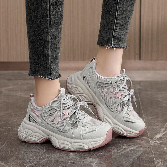 Damen moderne Laufsneaker mit atmungsaktiver Mesh-Oberfläche und dämpfender Sohle EB