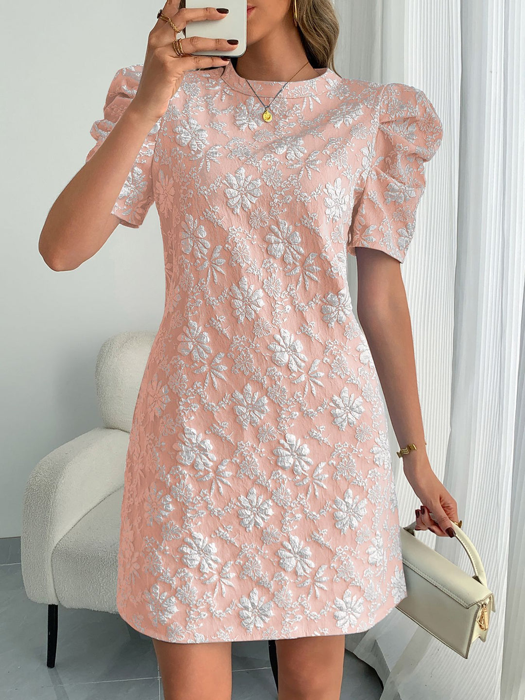 Damen elegantes Hochzeitskleid mit Puffärmeln und floralem Stickmuster EB