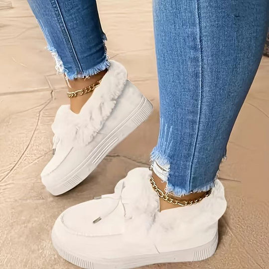 Damen Sneakers mit kuscheligem Fellkragen EB