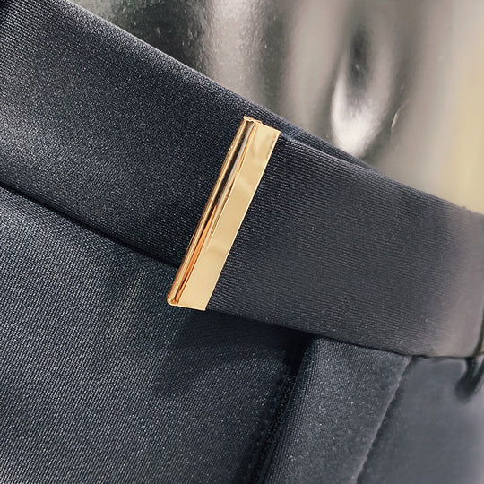 Herren nan schmale elegante Anzughose mit dezenter Goldschließe und Bügelfalte EB