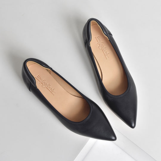 Damen elegante spitz zulaufende Ballerinas mit weichem Fußbett EB