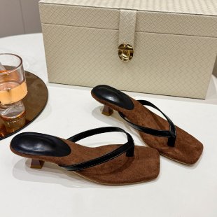 Damen Riemensandaletten mit elegantem Querriemen-Design EB