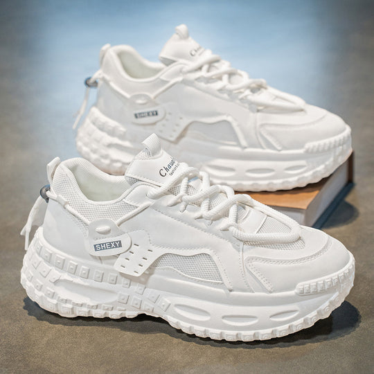Damen Sportliche Sneakers mit luftiger Mesh-Oberfläche und dämpfendem Sohlenprofil EB