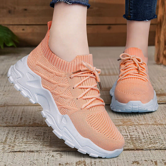Damen nan gestrickter Plateau-Comfort-Sneaker mit sockenähnlichem Schaft, elastischer Schnürung und geformter Leichtprofilsohle EB