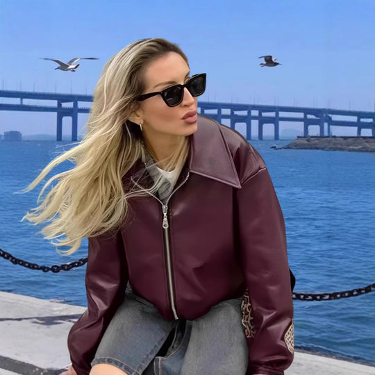 Damen moderne Bikerjacke mit glänzendem Kunstleder EB