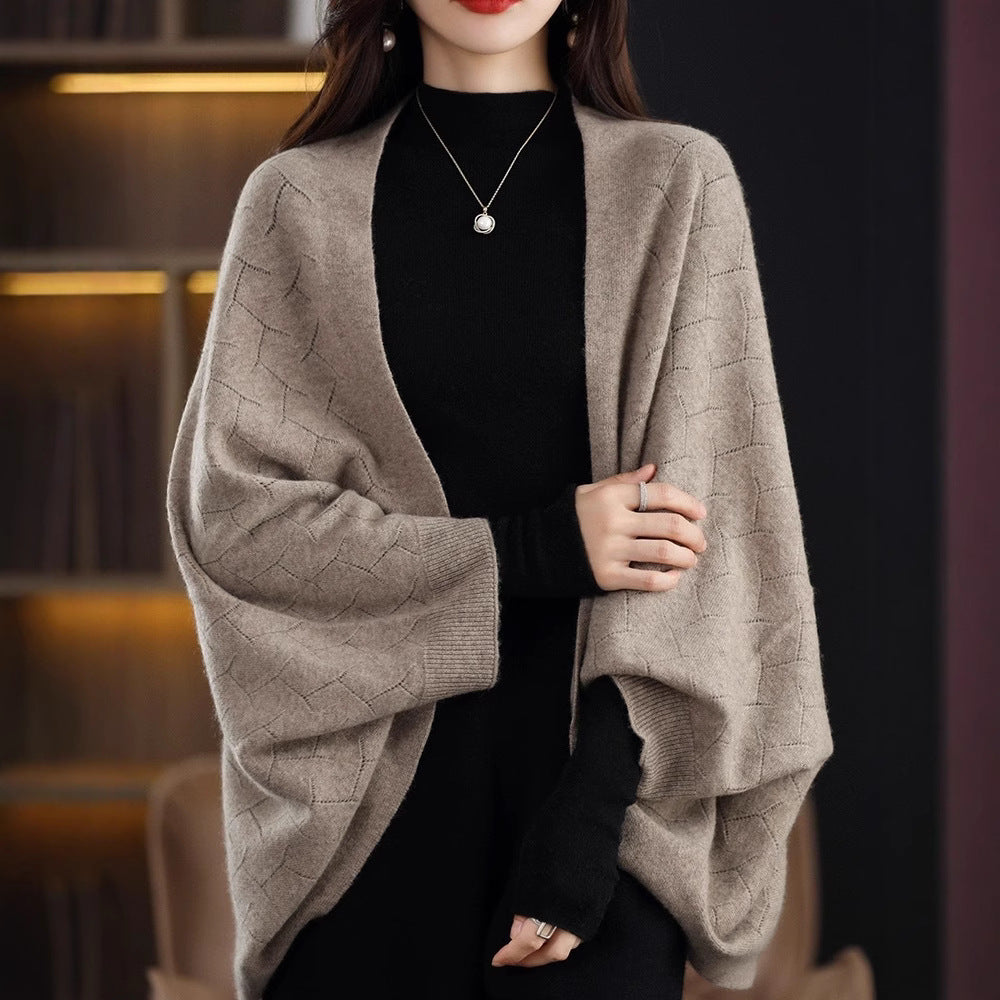 Damen Großer Strickponcho mit modernem Rautenmuster EB