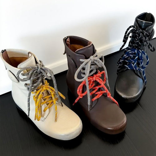 Damen Modische Schnürboots mit innovativen Zierkordeln EB