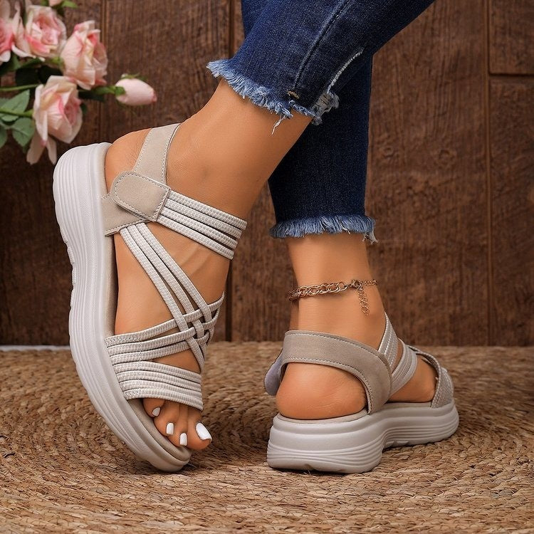 Damen Komfortable und stylische Sandalen mit multifunktionalem Riemendesign EB