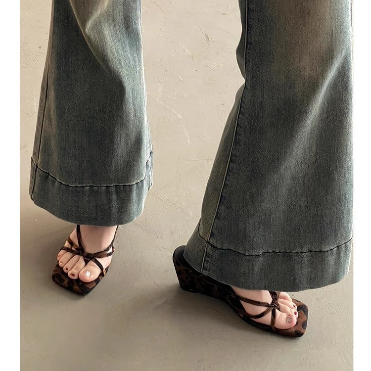 Damen Wedge-Sandalen mit animalischem Print und modischem Riemendesign EB