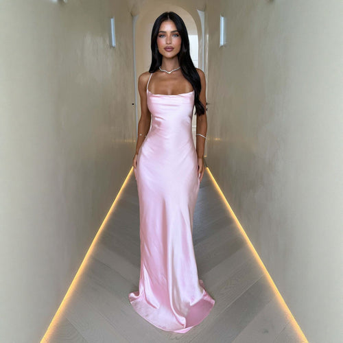 Damen Elegantes Satinabendkleid mit spaghettiträgern und fließendem Schnitt EB