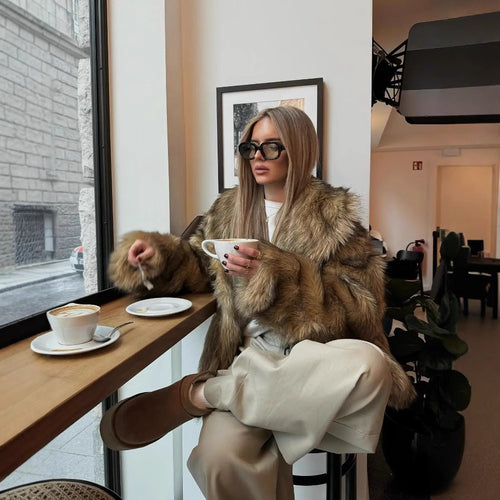 Damen Kuschelige Faux-Fur Jacke mit weichem Innenfutter EB
