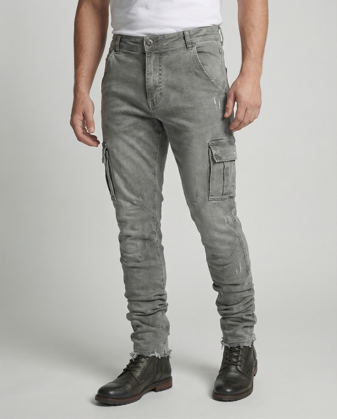 Herren Cargo-Jeans im lässigen Slim-Fit-Design mit funktionalen Taschen EB