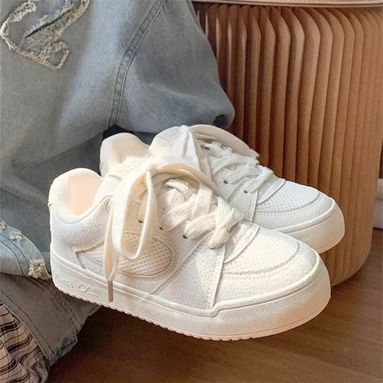 Damen Sportliche Sneakers mit atmungsaktiver Textiloberfläche und bequemer Dämpfung EB