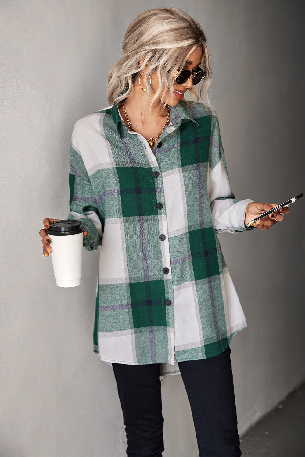 Damen Hemdenjacke im karierten Design mit großen Taschen und komfortablem Schnitt EB