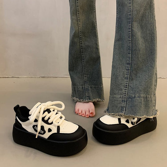Damen modische Plateau-Sneaker mit glänzender Oberfläche und rutschfester Sohle EB