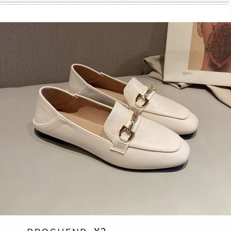 Damen Mokassins mit eleganter Kette EB