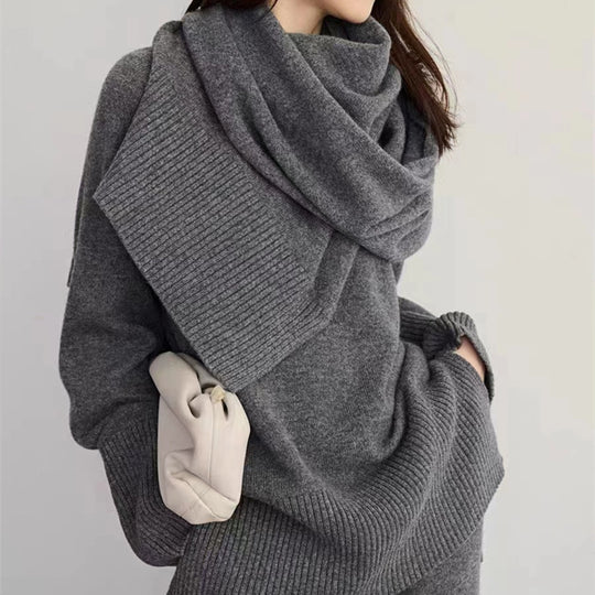 Damen Strickensemble mit locker sitzendem Pullover und weit geschnittener Hose EB