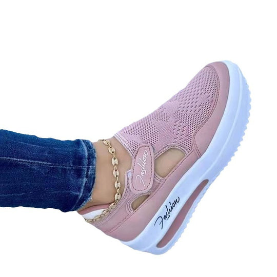 Damen Sportliche Slip-On Sneakers mit atmungsaktivem Mesh-Obermaterial und komfortabler Innensohle EB