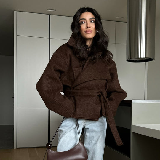 Damen Gemütliches Crop-Pullover-Set aus weichem Material mit reißerisch-verschlossenem Kragen EB