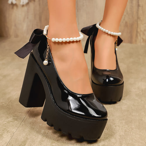 Damen Glamouröse Plateau-Pumps mit glänzenden Details EB