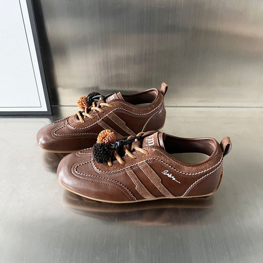 Damen Sportliche Freizeitschuhe aus hochwertigem Leder mit einzigartiger Dekoration EB