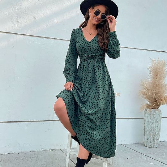 Damen Maxikleid mit modernem Wickeldesign und grafischem Punktmuster EB