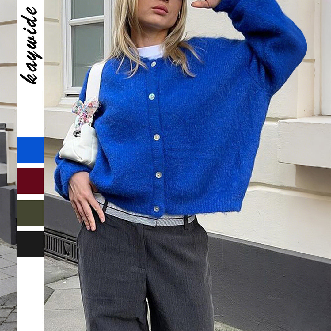 Damen nan kuschelige Kurzstrickjacke mit Perlmuttknöpfen und lässiger Oversize-Passform EB