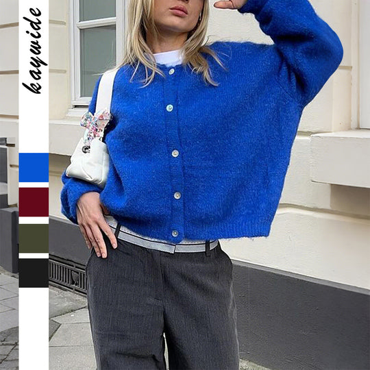 Damen nan kuschelige Kurzstrickjacke mit Perlmuttknöpfen und lässiger Oversize-Passform EB