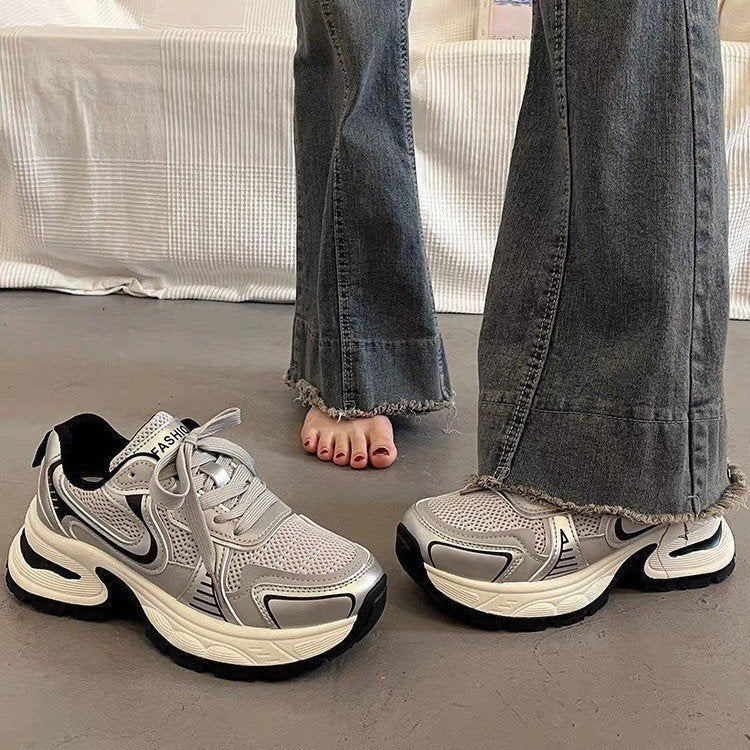 Damen Sportliche Laufschuhe mit atmungsaktiver Mesh-Oberfläche und dämpfender Sohle EB