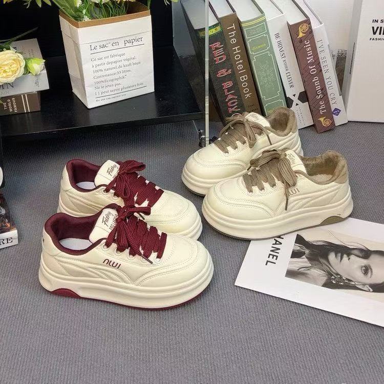 Damen Komfortable Sneaker mit dämpfender Sohle und weichem Innenfutter EB