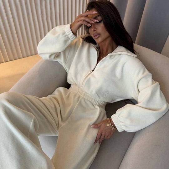 Damen eleganter Lounge-Overall mit elastischer Taillenpartie, Stehkragen, Reißverschluss und weitem Bein Eichborn Berlin