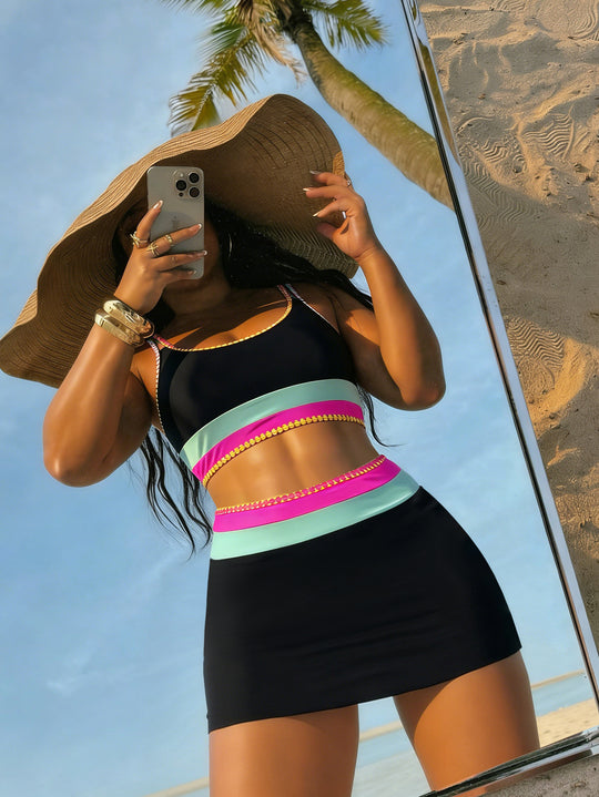 Damen Bikinikleid mit modischem Cut-Out und farbigen Akzenten EB