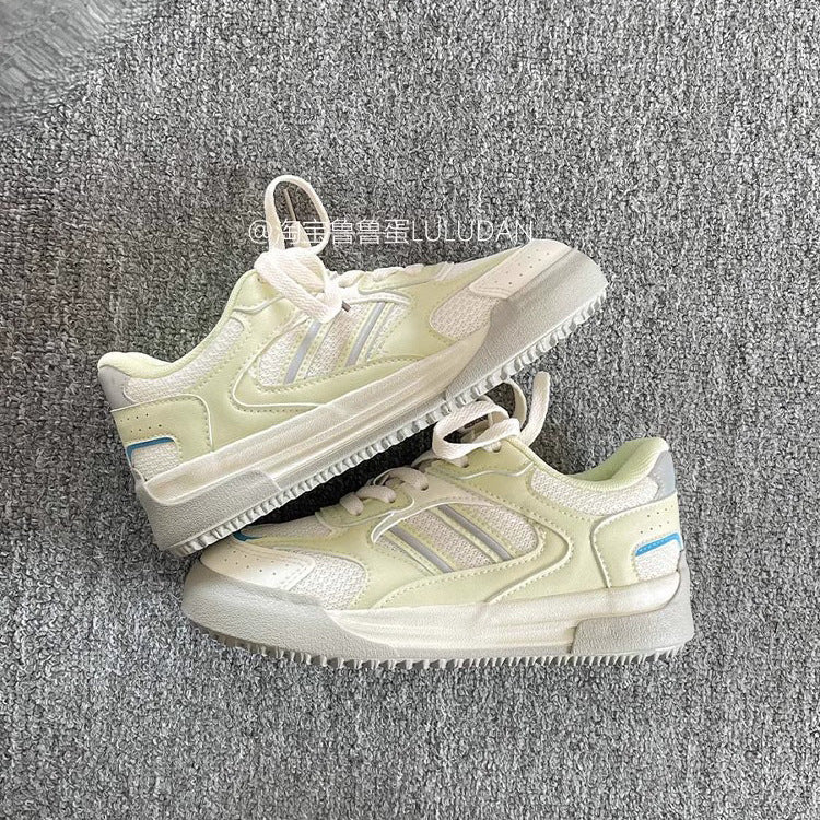 Damen Sportliche Sneakers mit atmungsaktiver Mesh-Oberfläche und komfortabler Dämpfung EB