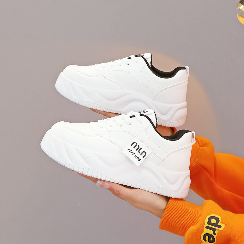 Damen Sportliche Sneaker mit modernem Design und stoßdämpfender Sohle EB