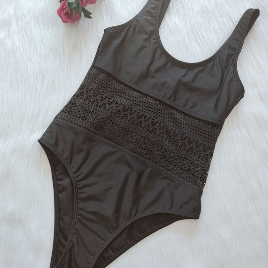 Damen Eleganter Einteiler-Badeanzug mit Spitzenakzenten EB