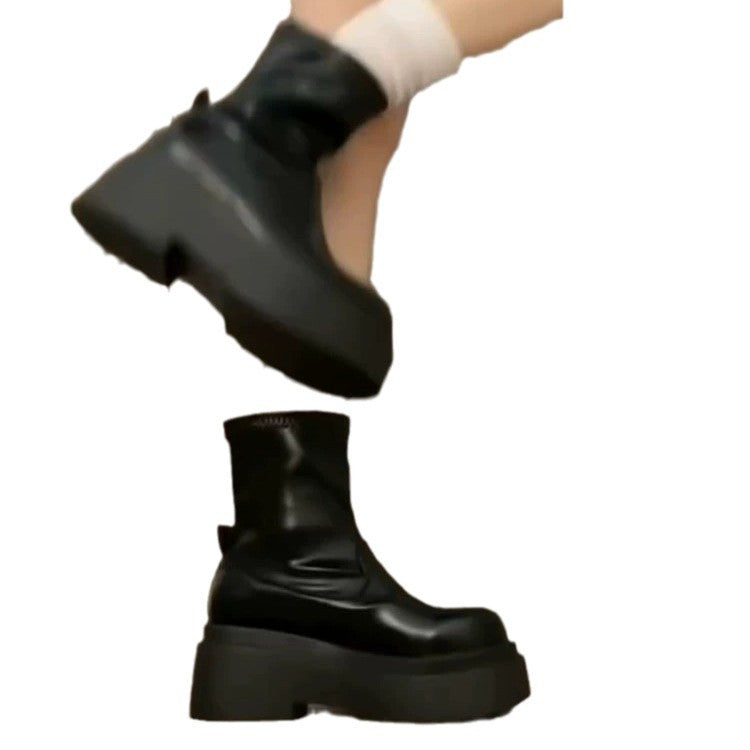 Damen Modische Stiefel mit robuster Plateausohle und weichem Obermaterial EB