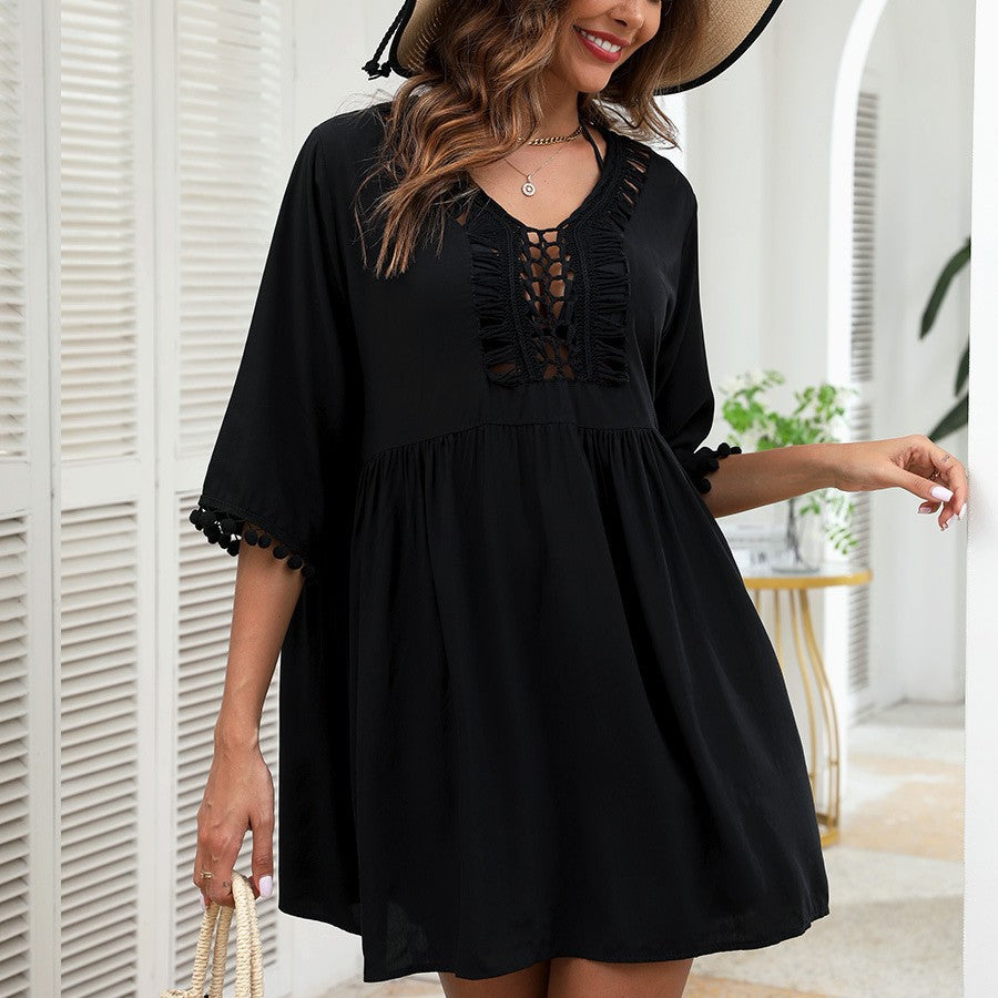 Damen Strandkleid mit verspieltem Häkelbesatz und umschmeichelndem Schnitt EB