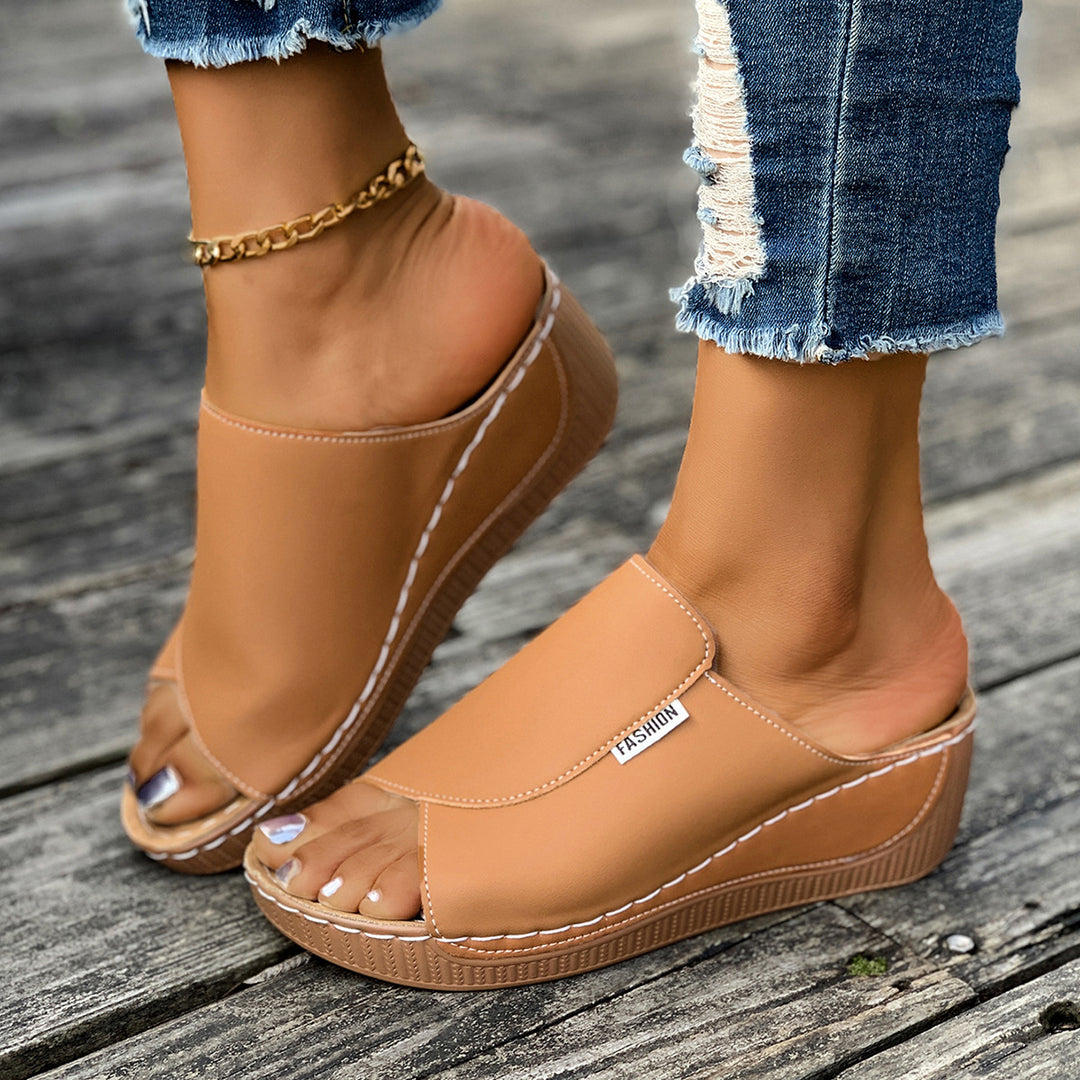 Damen  Slip-On Keil-Mules mit ergonomischem Memory-Fußbett und leicht profilierter Laufsohle EB