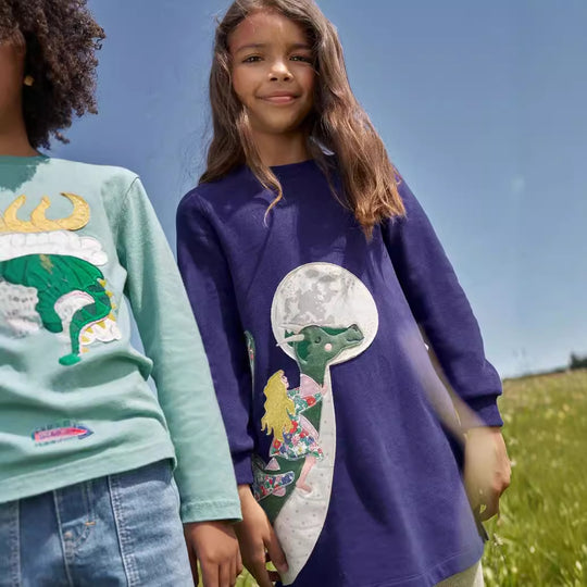 Mädchen Sweatkleid mit zauberhaftem Drachenmotiv EB